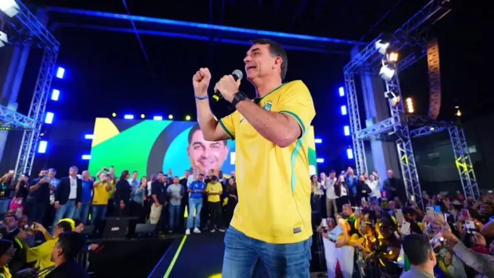 Flávio anuncia vice da chapa presidencial nesta quarta