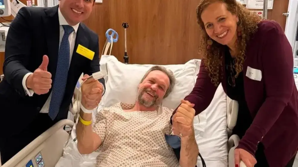 Hugo Motta visita líder do PT Pedro Uczai após AVC