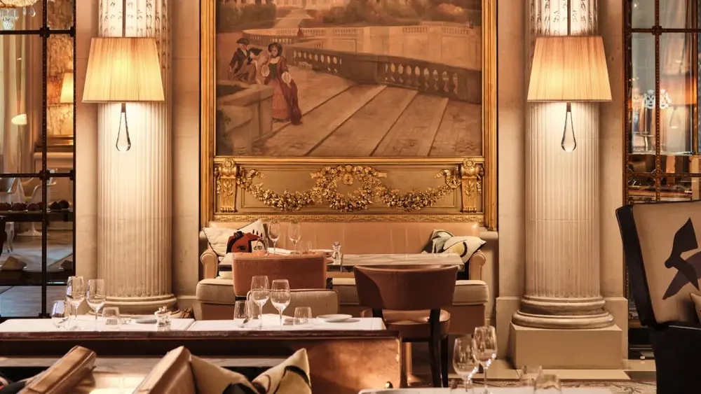 Paris Gastronômica: Surrealismo e Luxo à Mesa